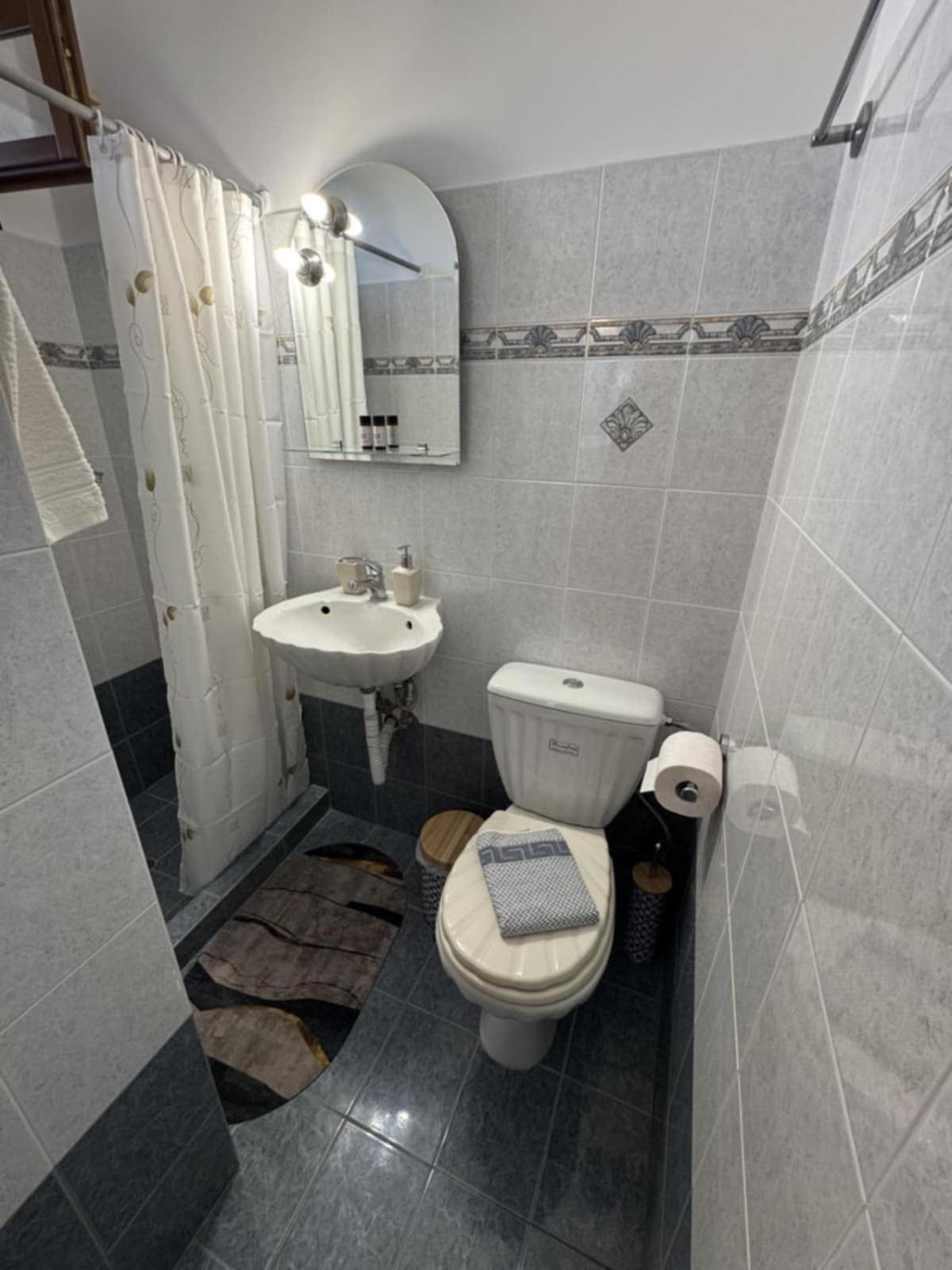Villa Iris Містрас Екстер'єр фото