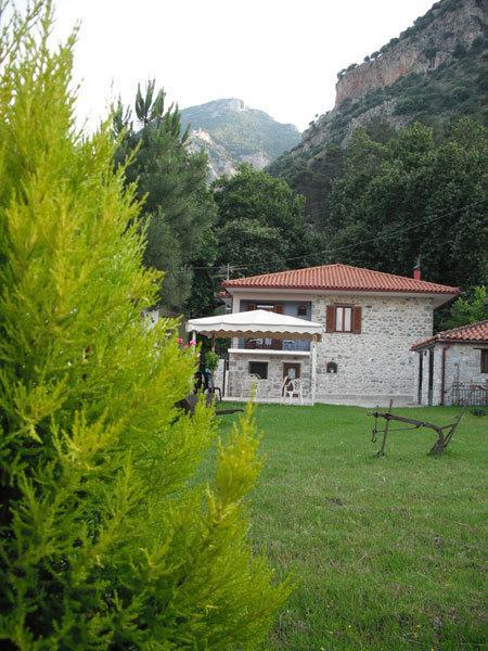 Villa Iris Містрас Екстер'єр фото